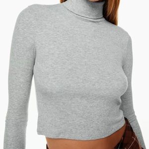ARITZIA Sunday Best Freshman Cropped Turtleneck - XL